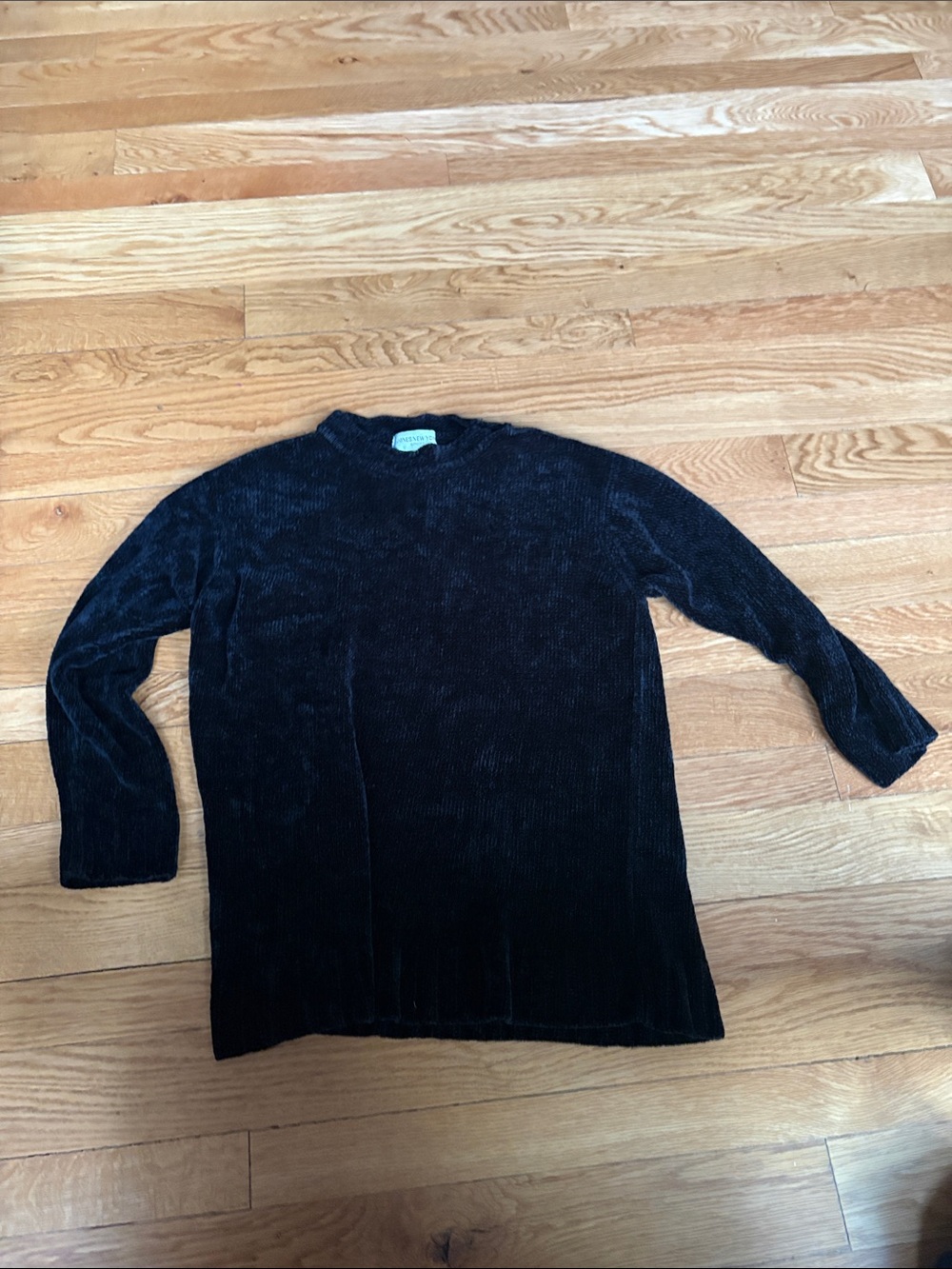 Jones New York Plush Black Knit Top